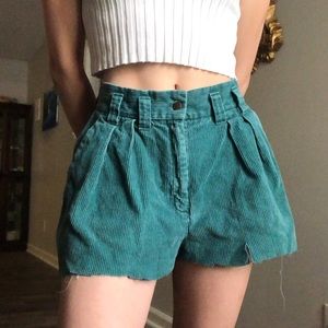 Vintage corduroy Cut-off Shorts